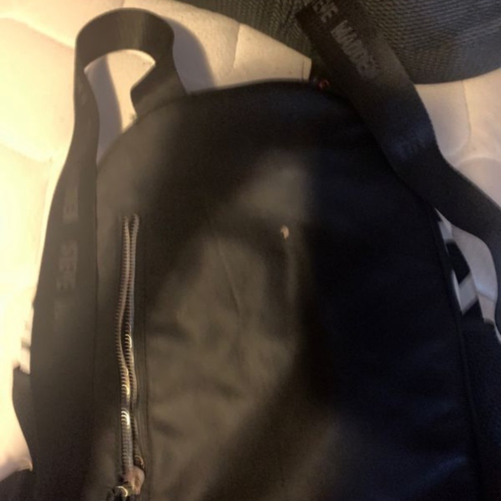 Back Pack - Picture 4 of 5